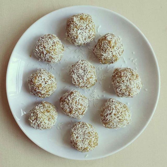 I keep missing #foodiefriday so here’s some #food on a #monday the #recipe for these #buddhaballs #blissballs can be found here: http://www.m8north.co.uk/blog/buddha-balls/ enjoy!