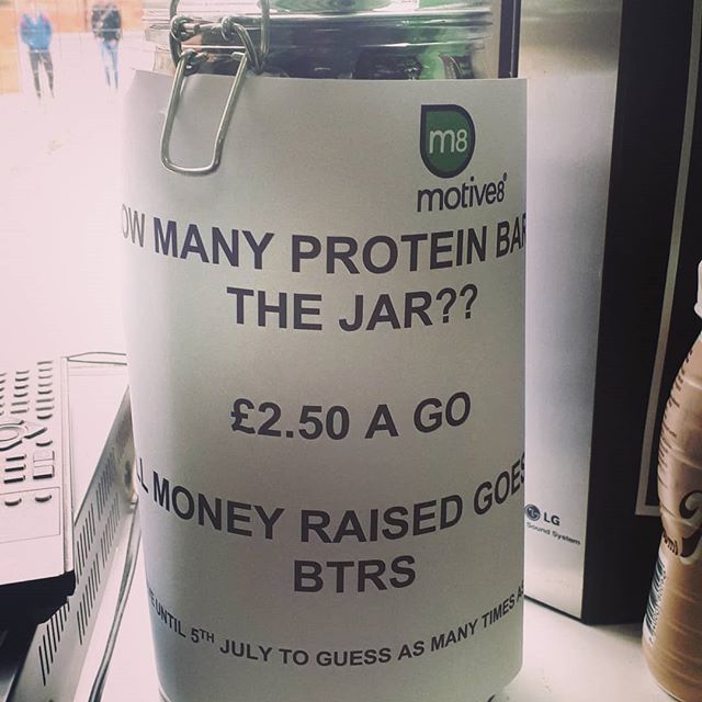 #competitiontime HOW MANY PROTEIN BARS IN THE JAR?!?! We’ve put together a great selection of bars to win : @barebells.uk @otesportsgb @myproteinuk @scienceinsport @phdnutritionuk all monies raised goes to @btrsacrossyorks £2.50 a go. #charity #proteinbars #gottobeinittowinit #proteinbarsfordays #barsinajar #competition #leedsgym #motive8north